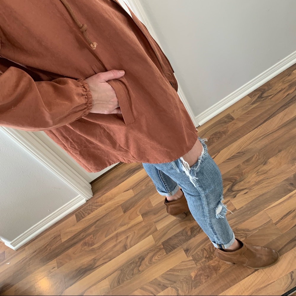 NOT AVAILABLEEE - Picture 3 of 7